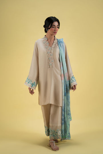 Ammara Khan | Sia 25 | D-12