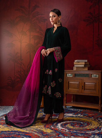 Zainab Chottani | Luxury Pret | SYARA by Zainab Chottani - Designer Dress - Type: Ladies Clothes - Available at Sana Yasir - 100% Original