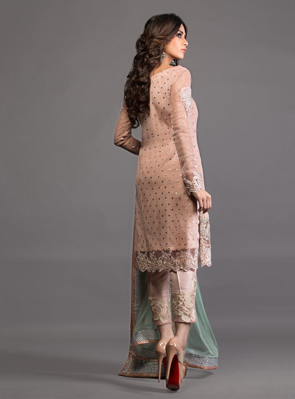 Zainab Chottani | Semi Formals | SALMON PINK AND PISTACHIO GREEN EMBELLISHED OUTFIT by Zainab Chottani - Designer Dress - Type: Ladies Clothes - Available at Sana Yasir - 100% Original
