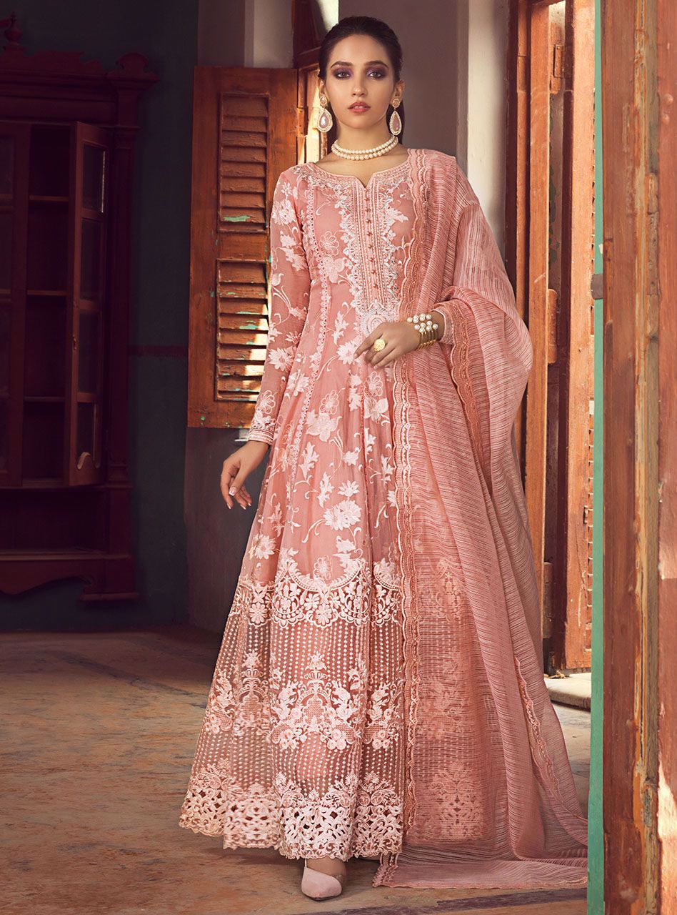 Zainab Chottani | Luxury Pret | BLUSHING BEAUTY by Zainab Chottani - Designer Dress - Type: Ladies Clothes - Available at Sana Yasir - 100% Original