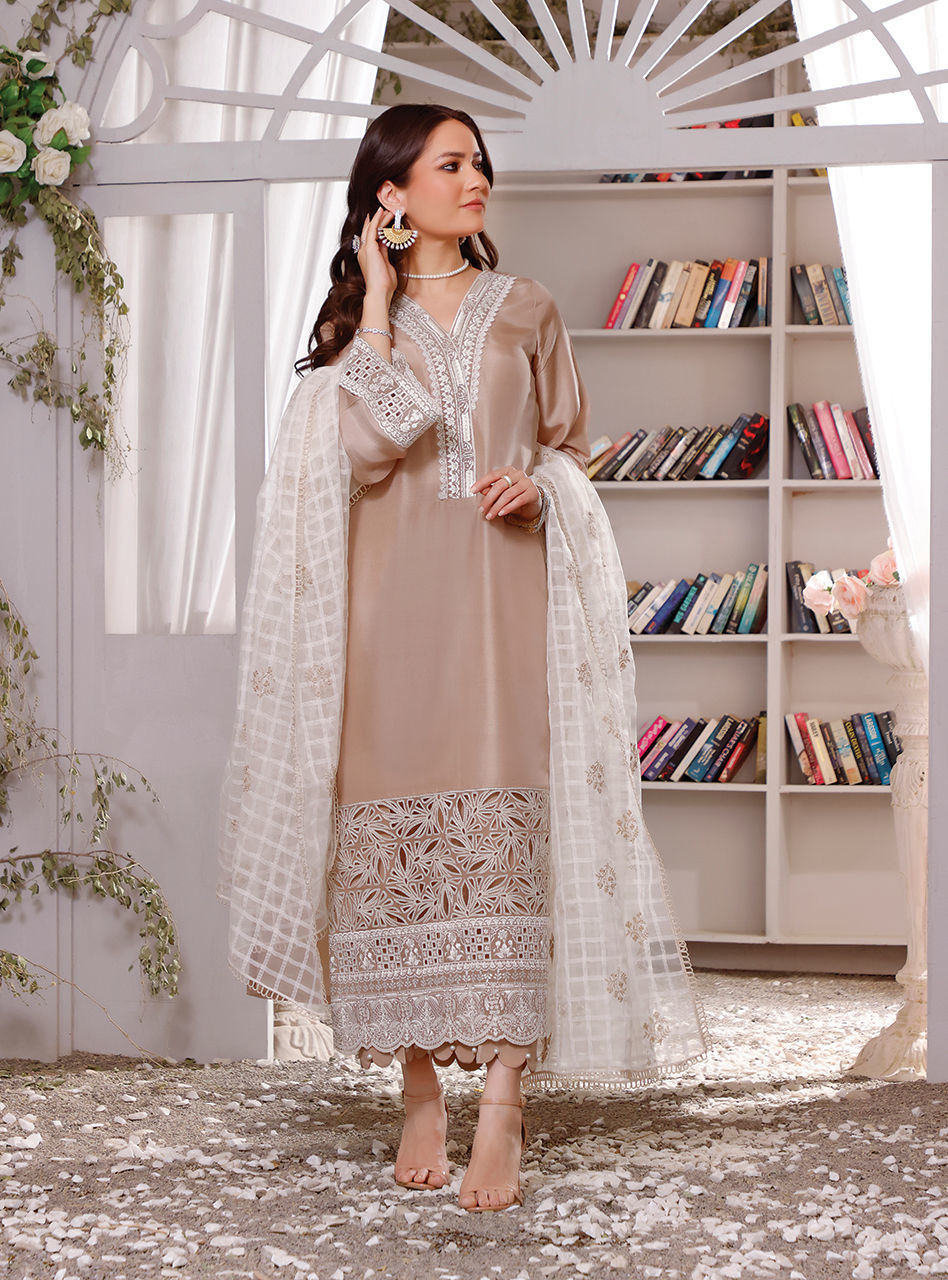 Zainab Chottani | Luxury Pret | NOSTALGIC BEIGE by Zainab Chottani - Designer Dress - Type: Ladies Clothes - Available at Sana Yasir - 100% Original