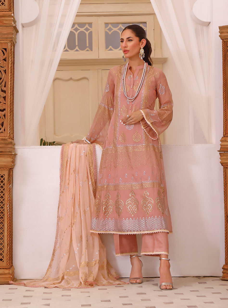 Zainab Chottani | Luxury Pret | BLUSH GLAZE by Zainab Chottani - Designer Dress - Type: Ladies Clothes - Available at Sana Yasir - 100% Original
