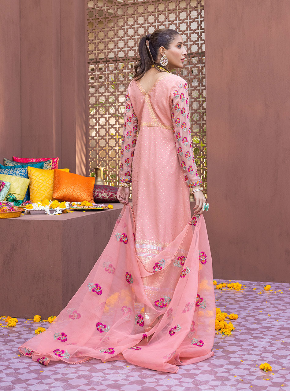 Zainab Chottani | Luxury Pret | MEHNAZ - D 62 by Zainab Chottani - Designer Dress - Type: Ladies Clothes - Available at Sana Yasir - 100% Original