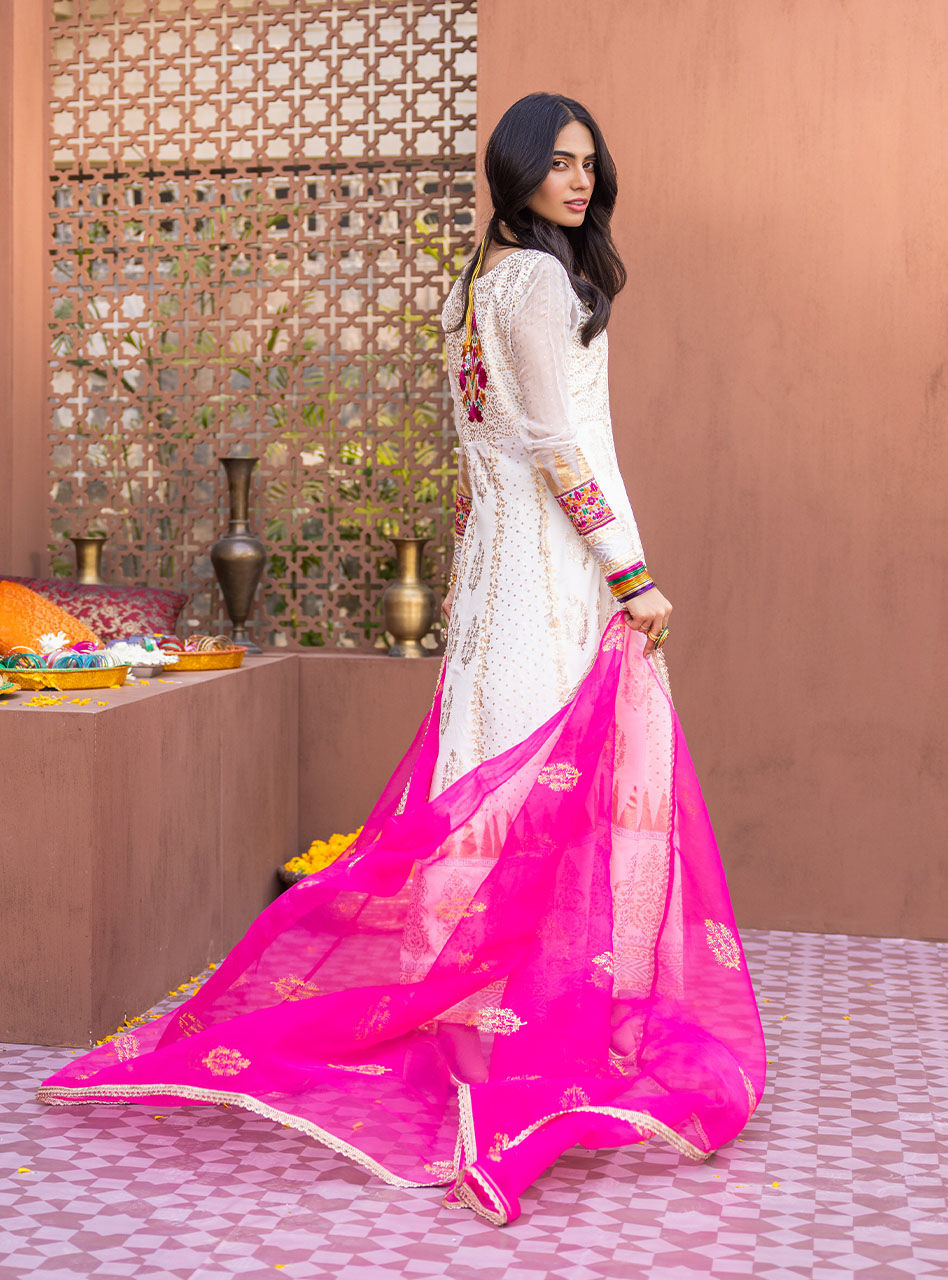 Zainab Chottani | Luxury Pret | SOFEEYA by Zainab Chottani - Designer Dress - Type: Ladies Clothes - Available at Sana Yasir - 100% Original