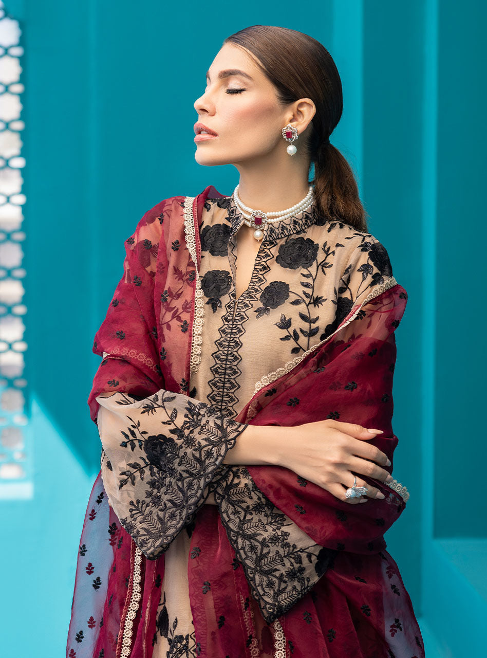 Zainab Chottani | Luxury Pret | COFFEE BLISS by Zainab Chottani - Designer Dress - Type: Ladies Clothes - Available at Sana Yasir - 100% Original