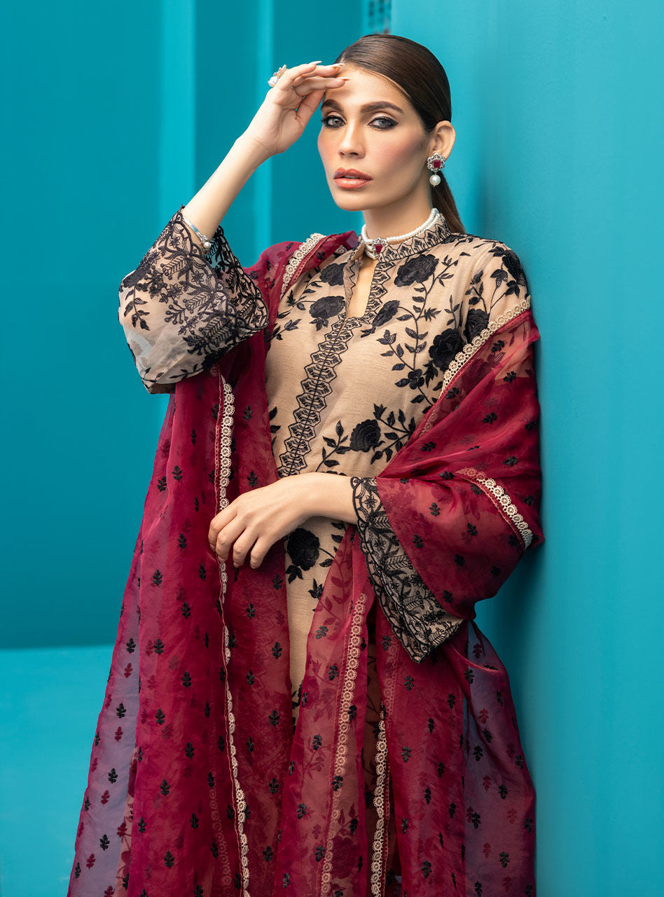 Zainab Chottani | Luxury Pret | COFFEE BLISS by Zainab Chottani - Designer Dress - Type: Ladies Clothes - Available at Sana Yasir - 100% Original