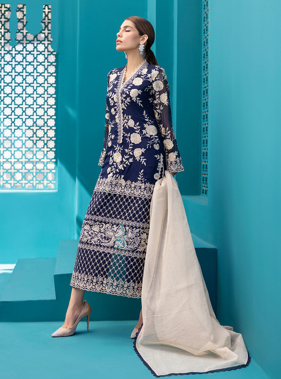 Zainab Chottani | Luxury Pret | DARK NOVA by Zainab Chottani - Designer Dress - Type: Ladies Clothes - Available at Sana Yasir - 100% Original