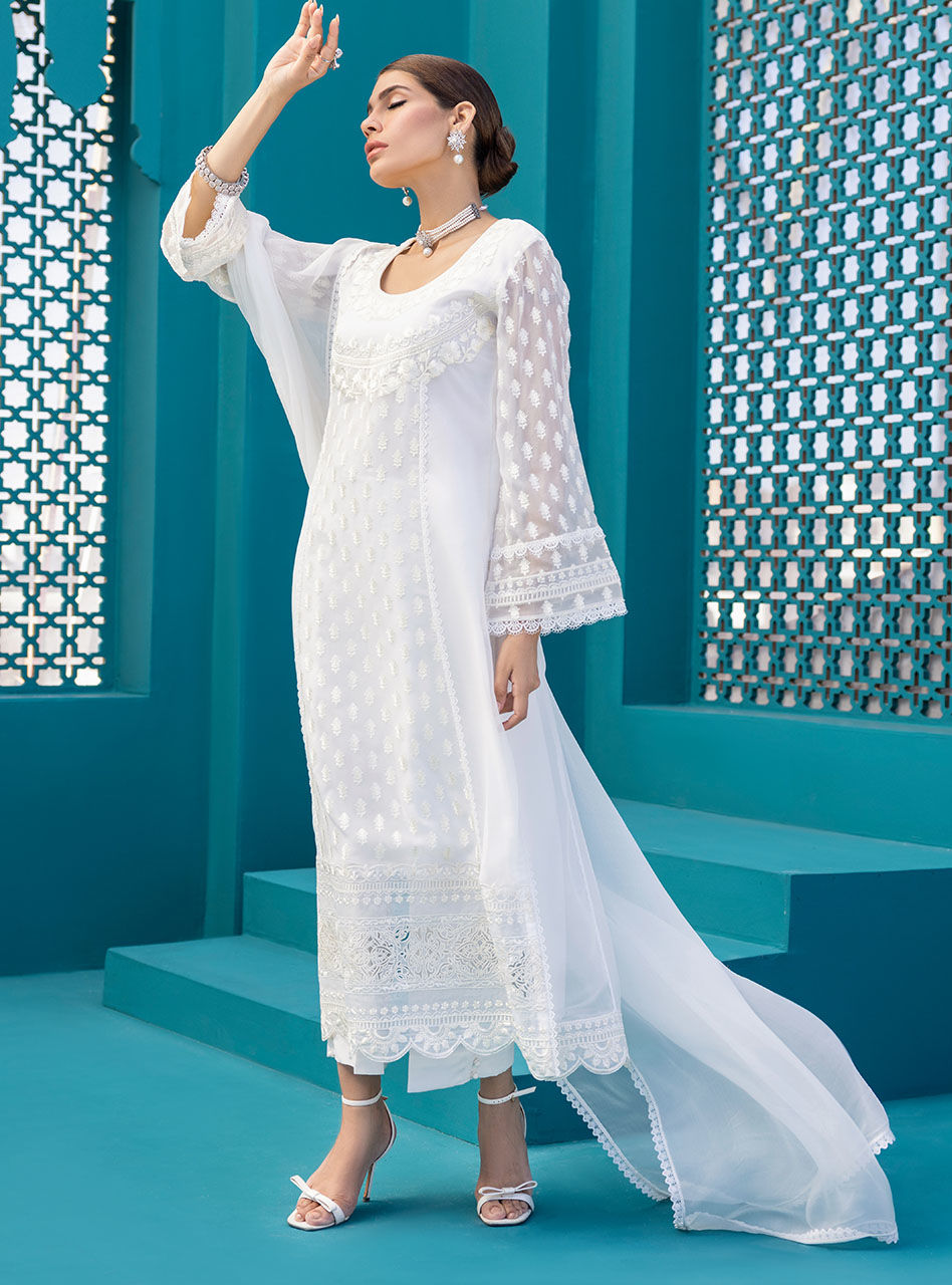 Zainab Chottani | Luxury Pret | PEARLESCENT QUARTZ by Zainab Chottani - Designer Dress - Type: Ladies Clothes - Available at Sana Yasir - 100% Original