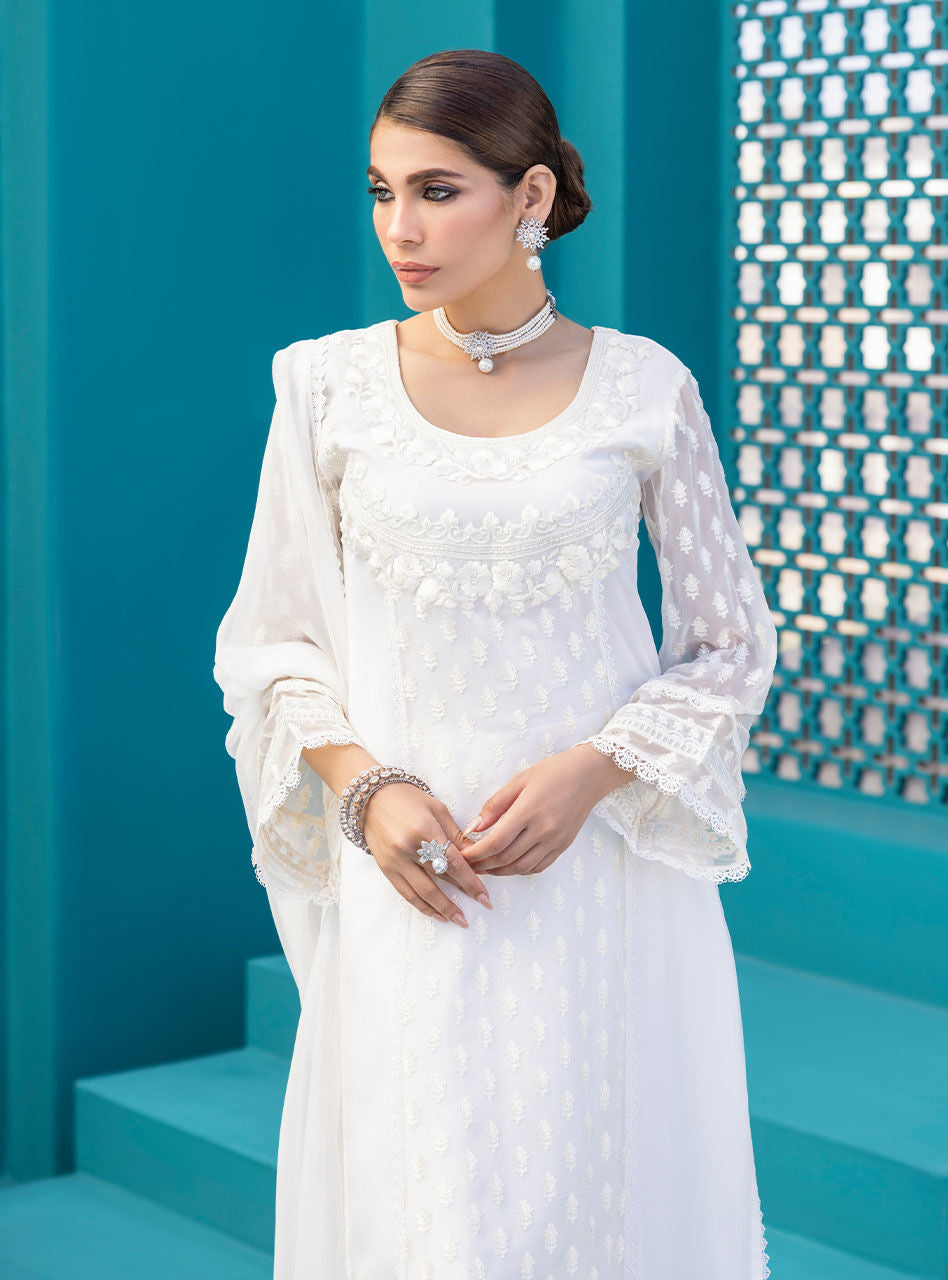 Zainab Chottani | Luxury Pret | PEARLESCENT QUARTZ by Zainab Chottani - Designer Dress - Type: Ladies Clothes - Available at Sana Yasir - 100% Original