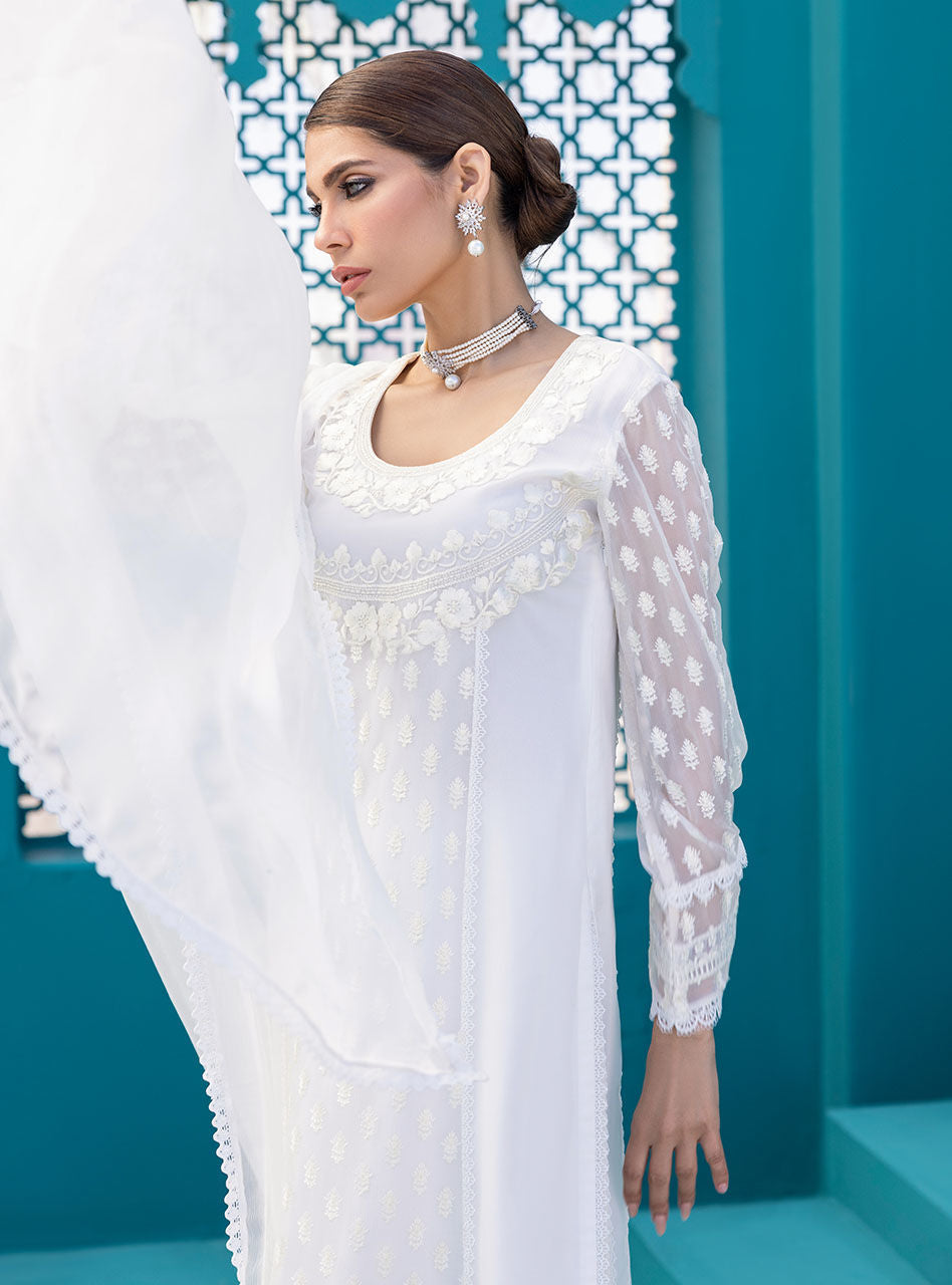 Zainab Chottani | Luxury Pret | PEARLESCENT QUARTZ by Zainab Chottani - Designer Dress - Type: Ladies Clothes - Available at Sana Yasir - 100% Original