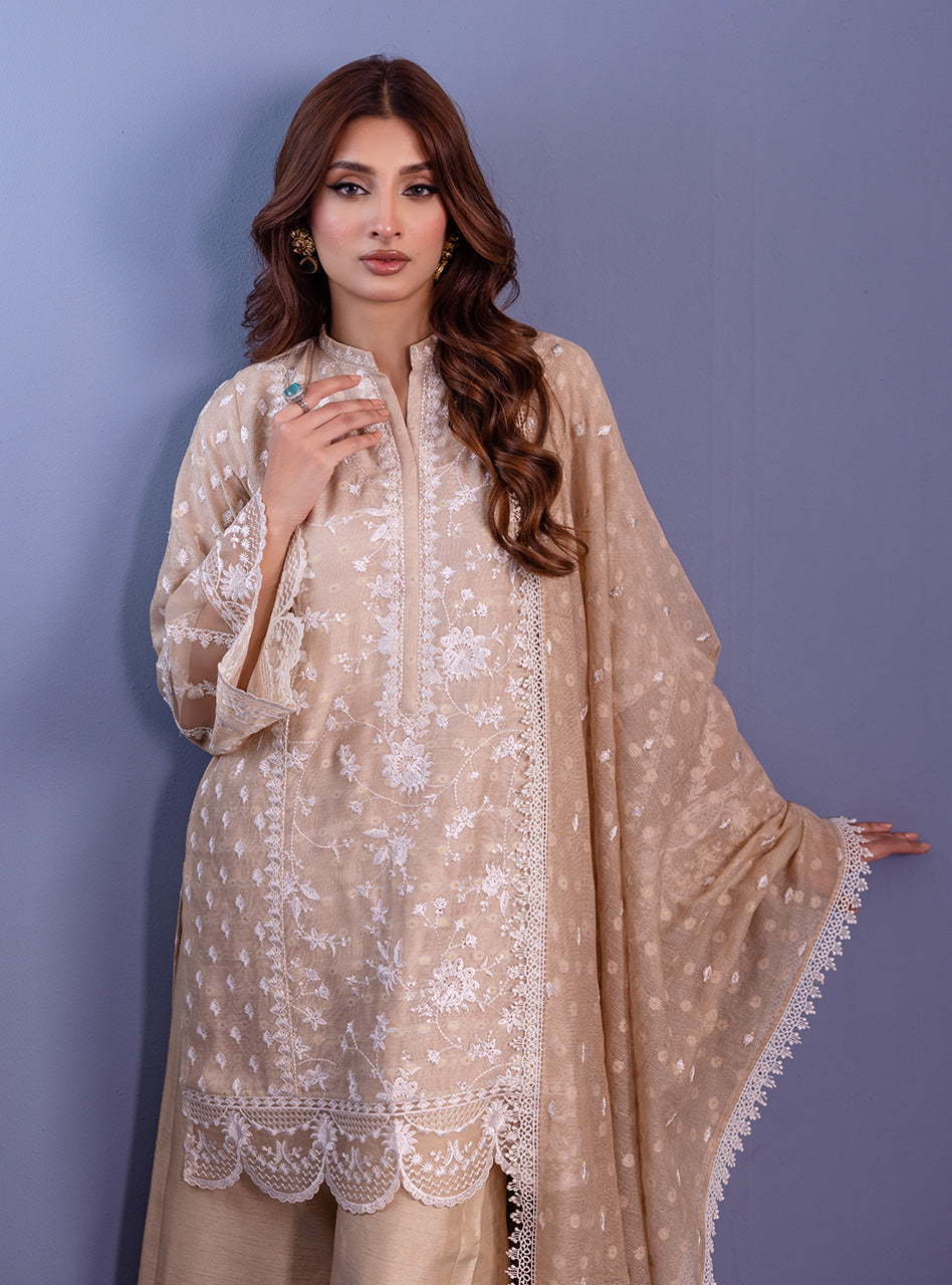 Zainab Chottani | Luxury Pret | RANIYA by Zainab Chottani - Designer Dress - Type: Ladies Clothes - Available at Sana Yasir - 100% Original