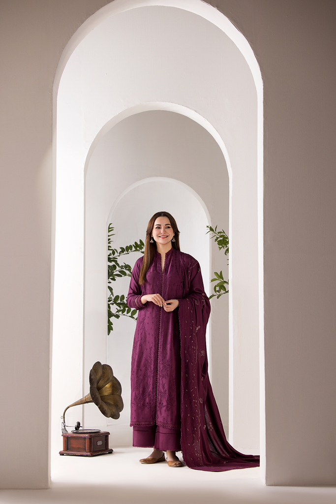 Sobia Nazir | Winter Shawl 24 | Design 2A by Sobia Nazir - Designer Dress - Type: Ladies Clothes - Available at Sana Yasir - 100% Original