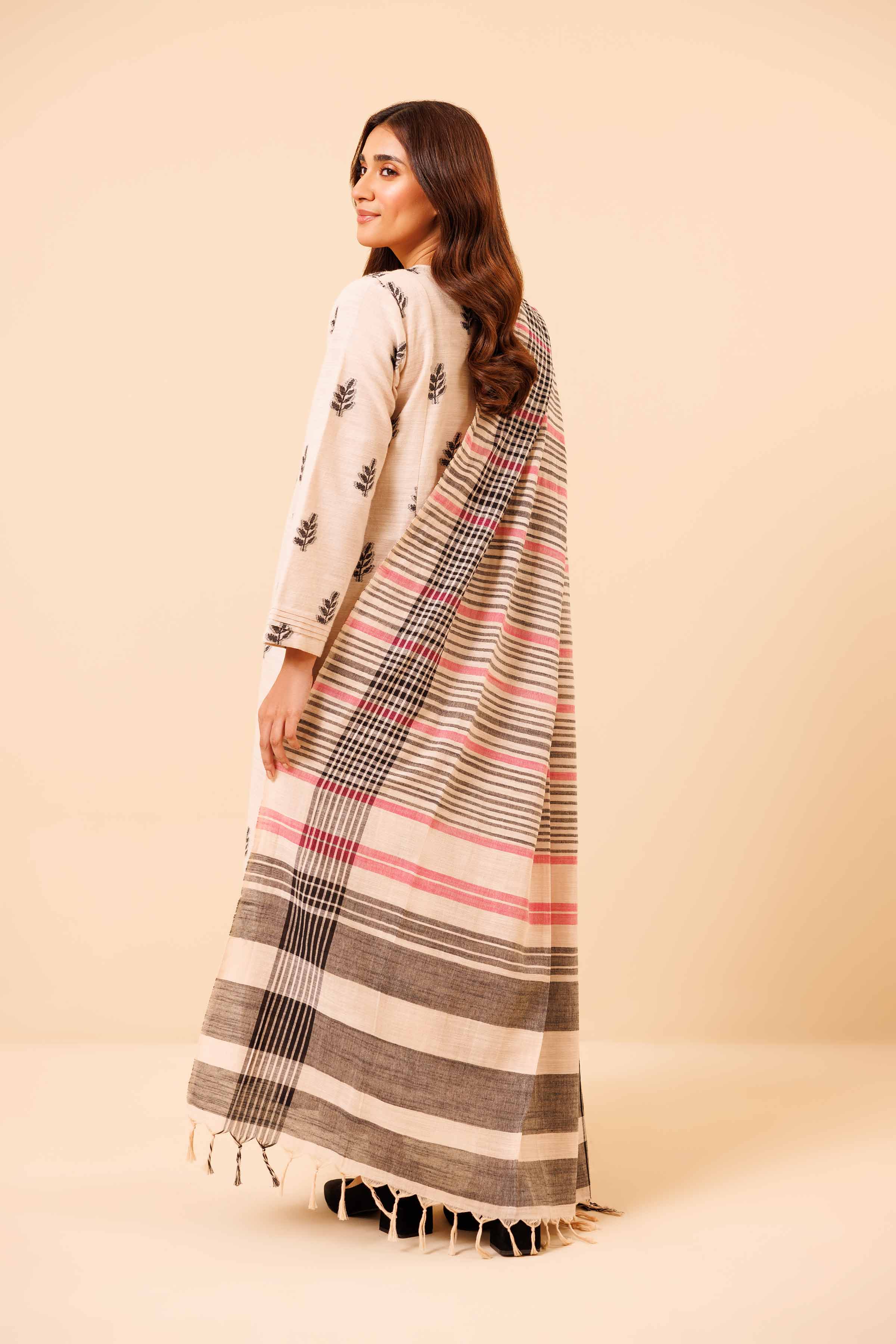 Nishat Linen | Naqsh Winter 2024 | Suit - 42404346 by Nishat Linen - Designer Dress - Type: Ladies Clothes - Available at Sana Yasir - 100% Original