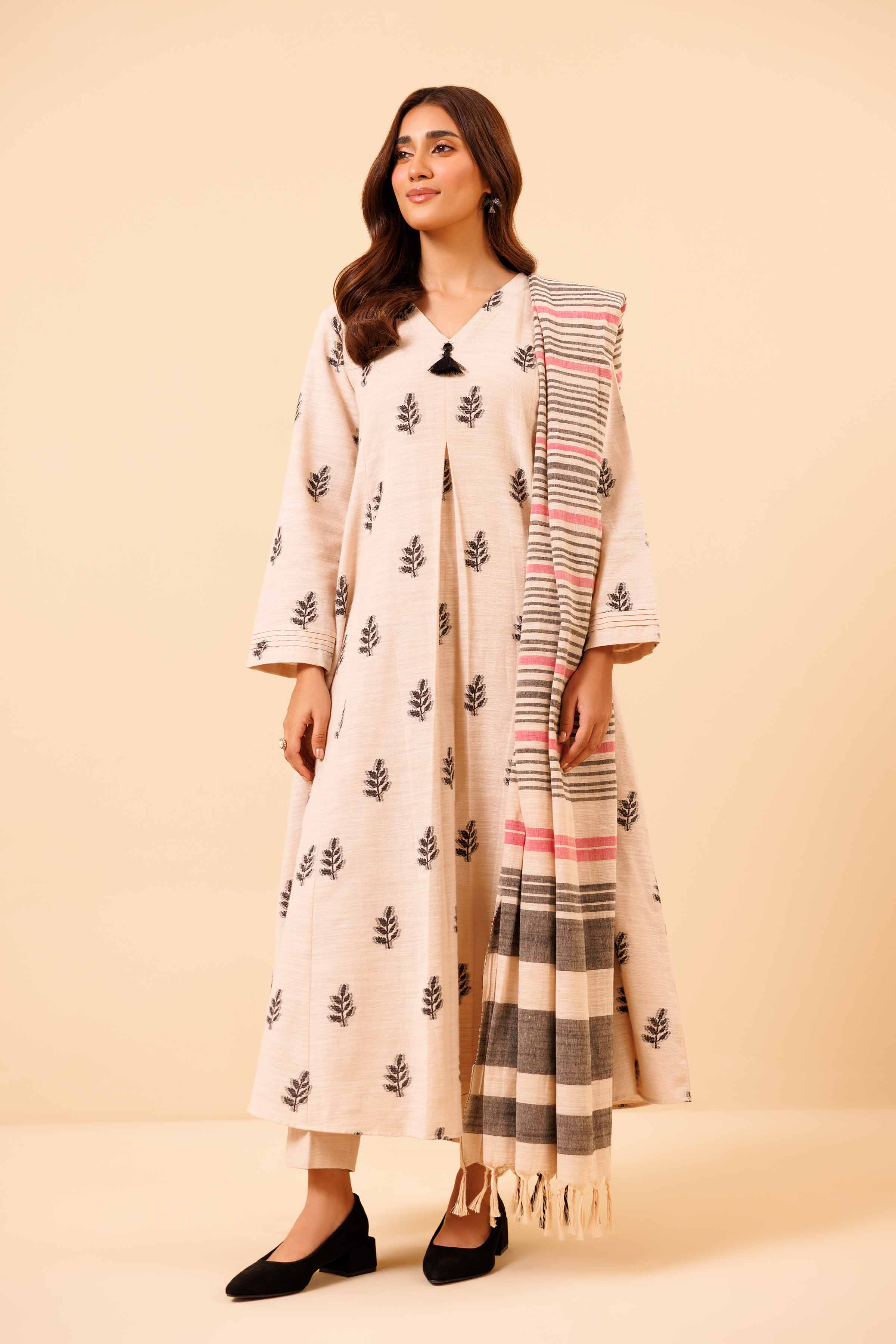 Nishat Linen | Naqsh Winter 2024 | Suit - 42404346 by Nishat Linen - Designer Dress - Type: Ladies Clothes - Available at Sana Yasir - 100% Original