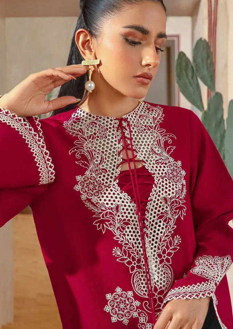 Crimson | Amal Winter 23 | Threads that Bind - CRWP 3B by Crimson - Designer Dress - Type: Luxury - Available at Sana Yasir - 100% Original