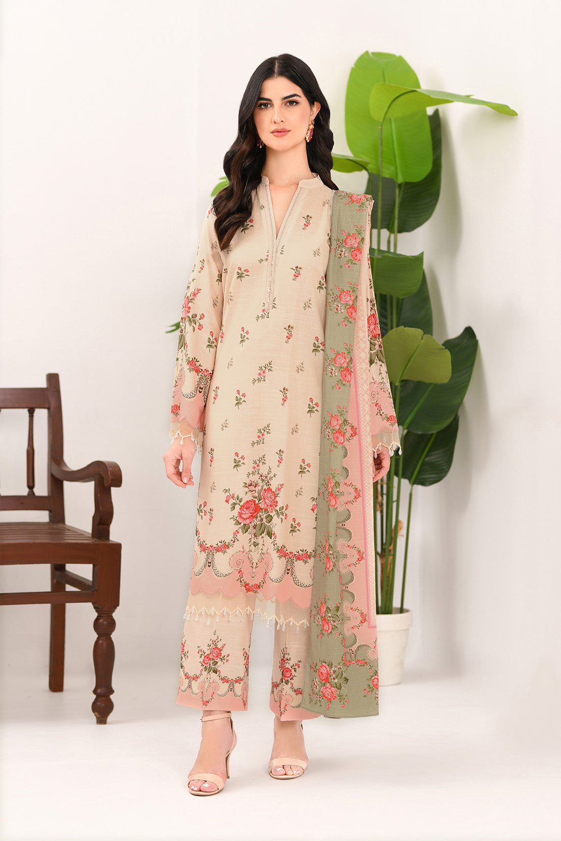 So Kamal | Winter Khaddar | KHADDAR SUIT SK23 by So Kamal - Designer Dress - Type: Ladies Clothes - Available at Sana Yasir - 100% Original