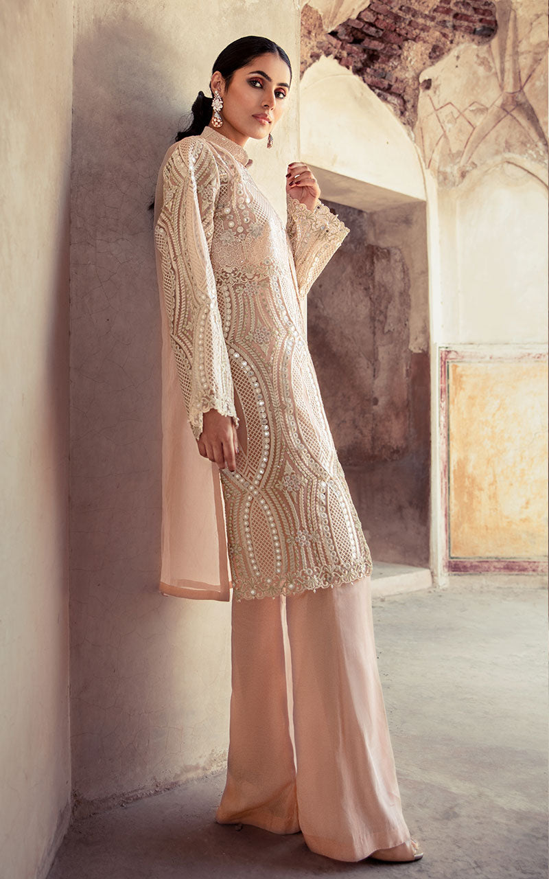 Threads and Motifs | Formal Dresses 24 | 6713 by Threads and Motifs - Designer Dress - Type: Ladies Clothes - Available at Sana Yasir - 100% Original