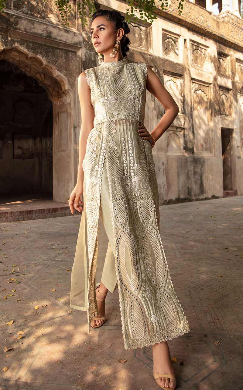 Threads and Motifs | Formal Dresses 24 | 6713.1 by Threads and Motifs - Designer Dress - Type: Ladies Clothes - Available at Sana Yasir - 100% Original