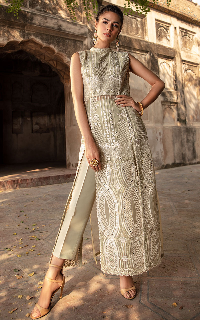 Threads and Motifs | Formal Dresses 24 | 6713.1 by Threads and Motifs - Designer Dress - Type: Ladies Clothes - Available at Sana Yasir - 100% Original