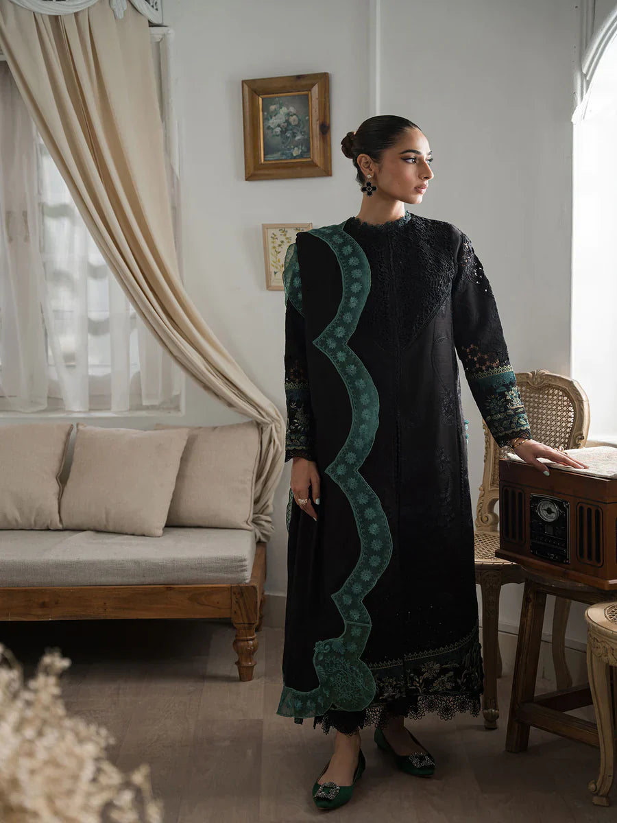 Maryum Hussain | Laani Luxury Pret | Cyra by Maryam Hussain - Designer Dress - Type: Luxury - Available at Sana Yasir - 100% Original