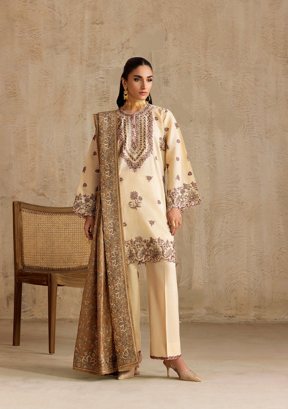 Aik Atelier | RTW 25 | LOOK 01 by Aik Atelier - Designer Dress - Type: Ladies Clothes - Available at Sana Yasir - 100% Original