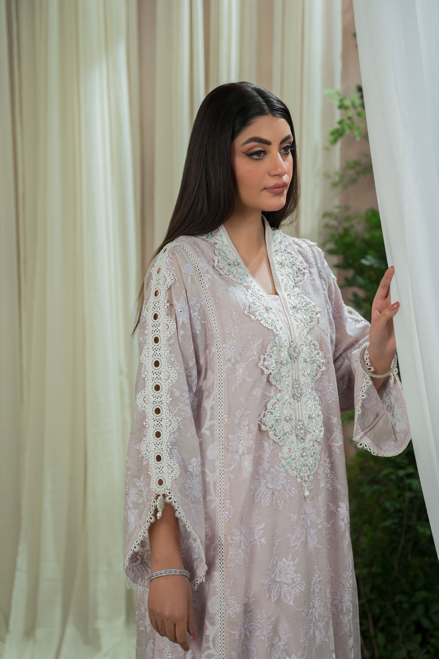 Ammara Kh an | Sia 25 |D-07