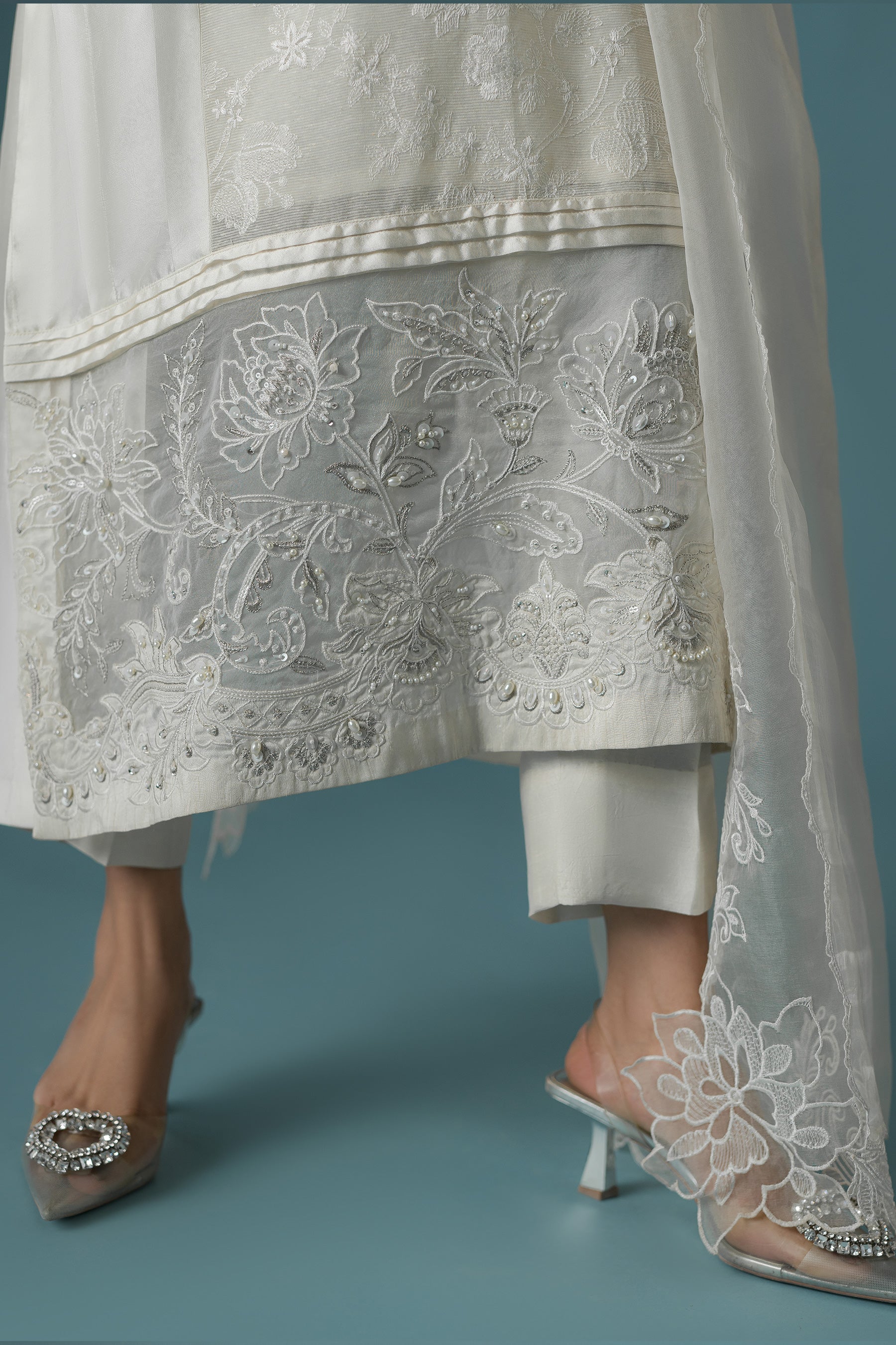 Ammara Khan | Flo 25 | Chandni Rani Long Kurta Set (D-11)