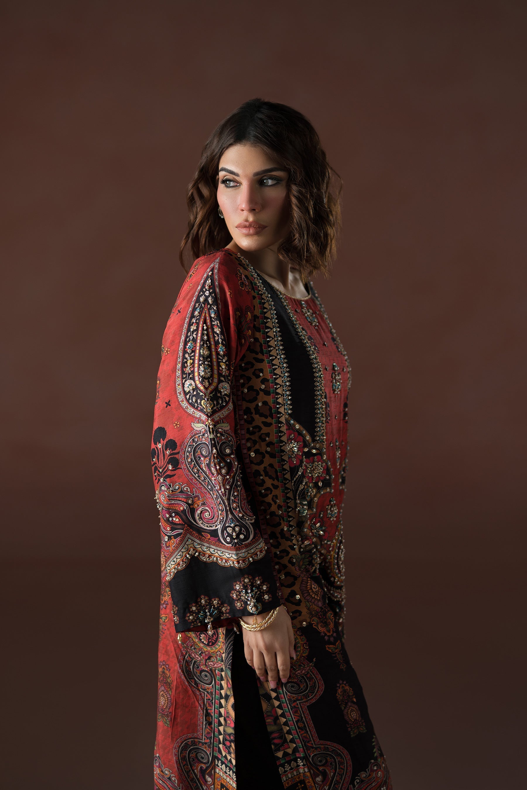 Ammara Khan | Flo 25 | (D-02)