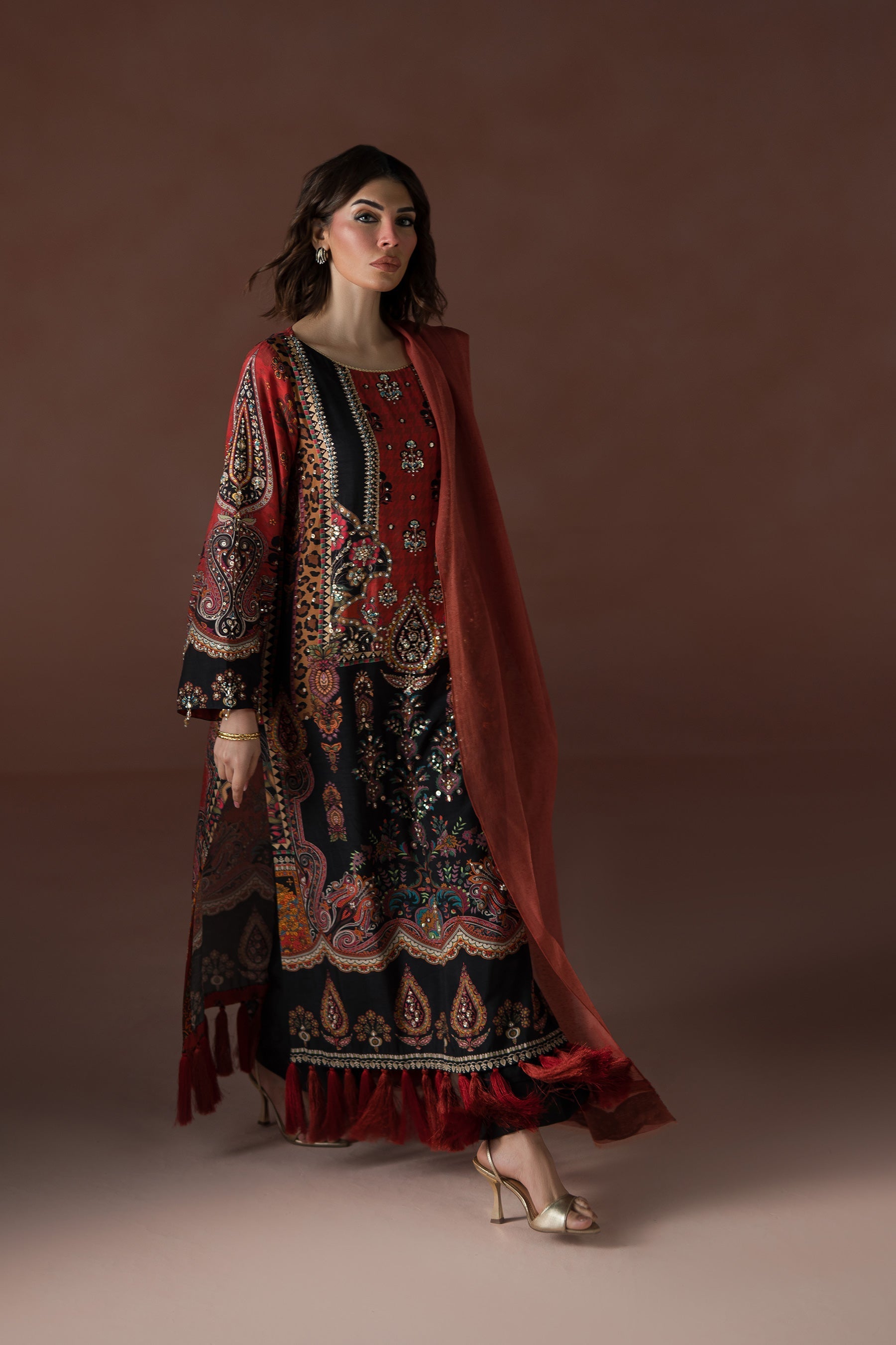 Ammara Khan | Flo 25 | (D-02)