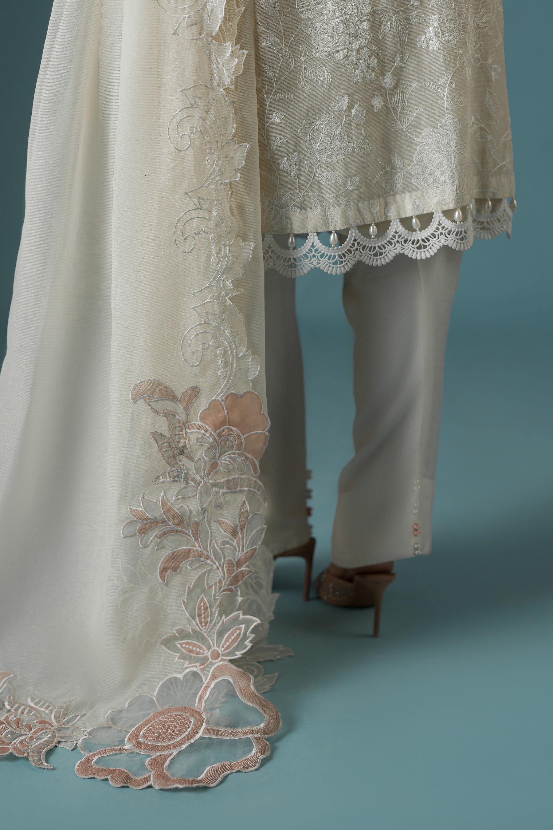 Ammara Khan | Flo 25 | Pearl Spring Lily Shalwar Set (D-10)