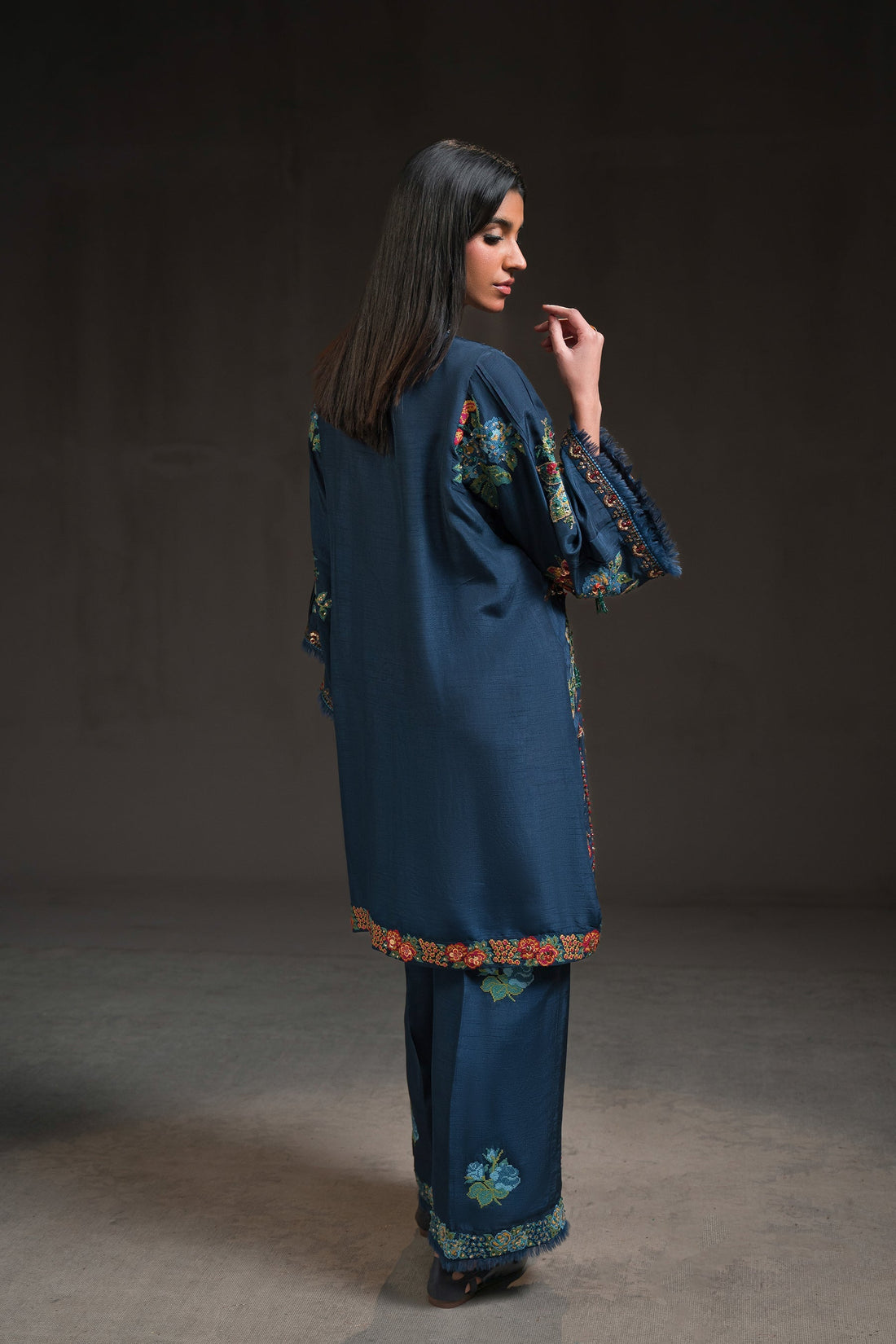 Ammara Khan | Glitz Luxury Pret 24 | COLOUR BLOOM FESTIVE MATCHING SET (D-16) by Ammara Khan - Designer Dress - Type: Luxury - Available at Sana Yasir - 100% Original