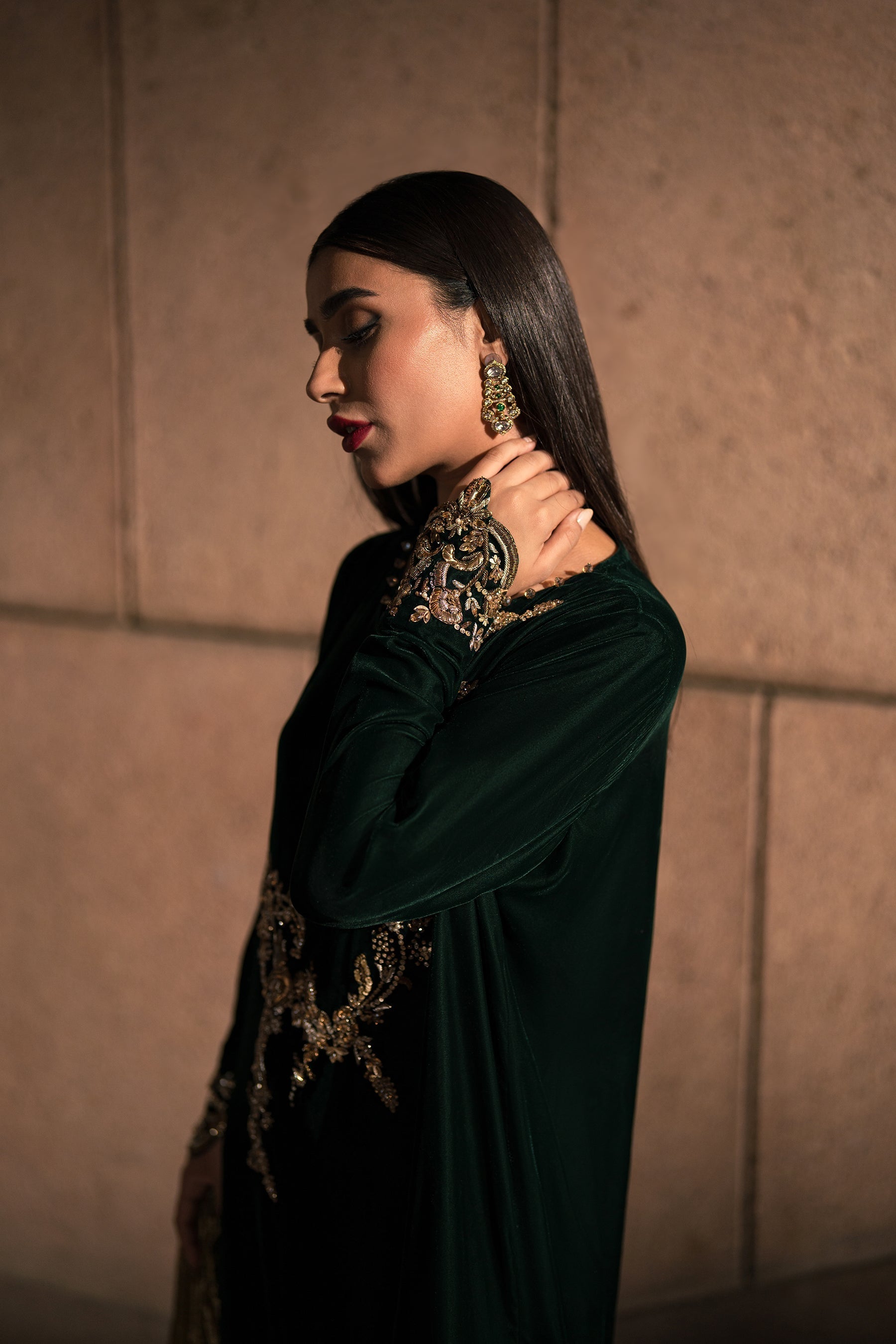 Ammara Khan | Rendezvous Velvet | Emerald Jewel of the East Velvet Set (D-04) by Ammara Khan - Designer Dress - Type: Ladies Clothes - Available at Sana Yasir - 100% Original