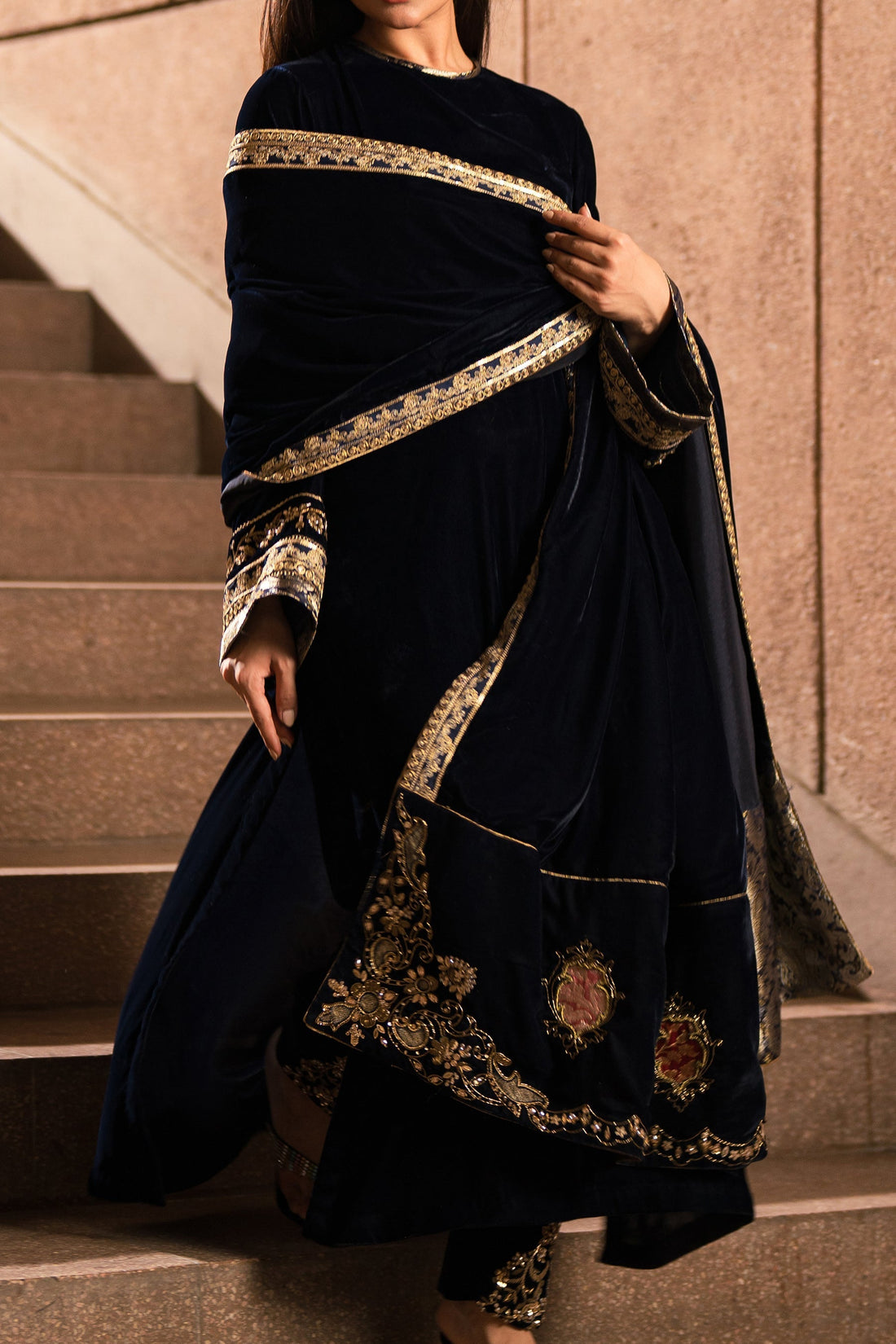 Ammara Khan | Rendezvous Velvet | Navy Magic Velvet Shawl Set (D-09) by Ammara Khan - Designer Dress - Type: Ladies Clothes - Available at Sana Yasir - 100% Original