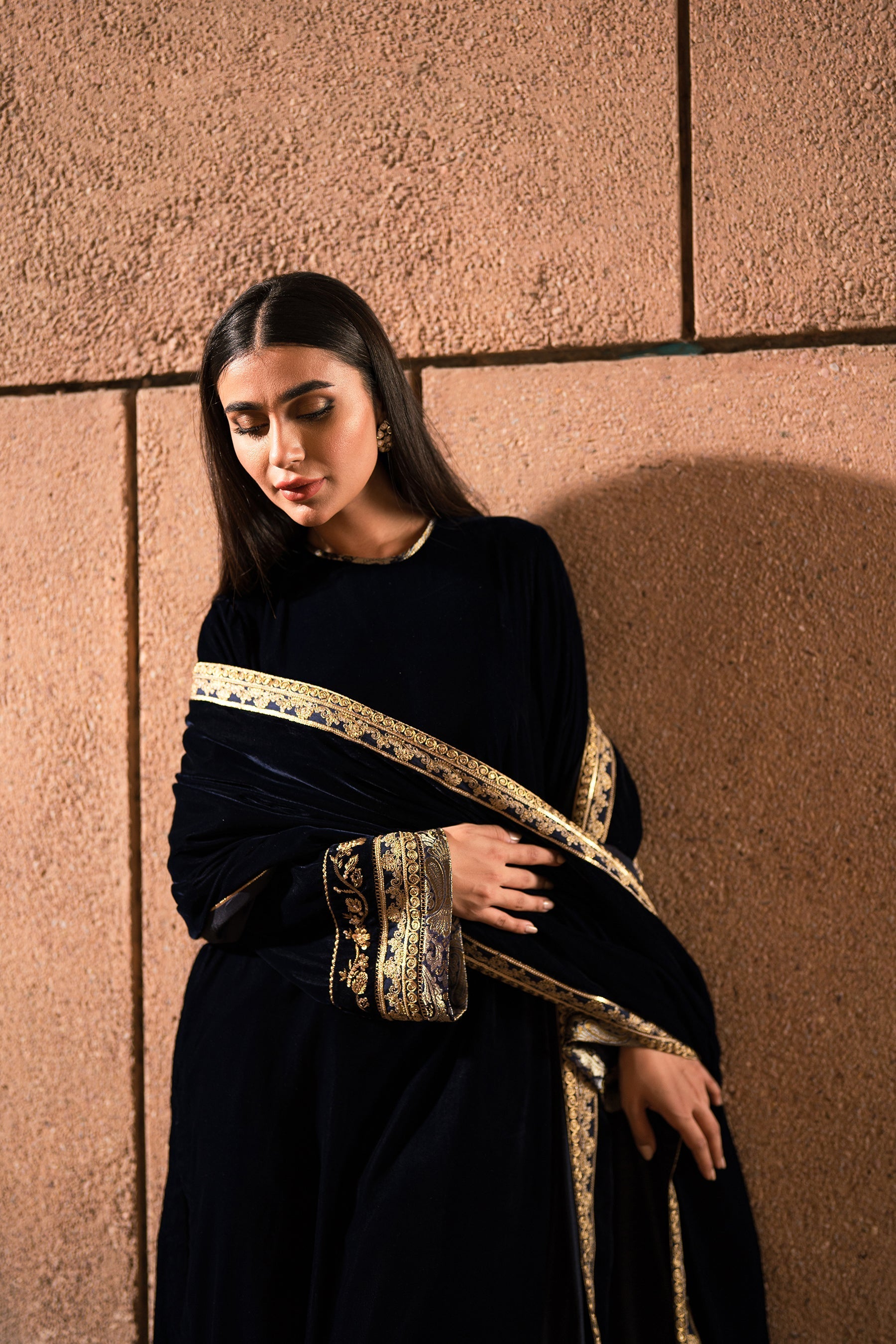 Ammara Khan | Rendezvous Velvet | Navy Magic Velvet Shawl Set (D-09) by Ammara Khan - Designer Dress - Type: Ladies Clothes - Available at Sana Yasir - 100% Original