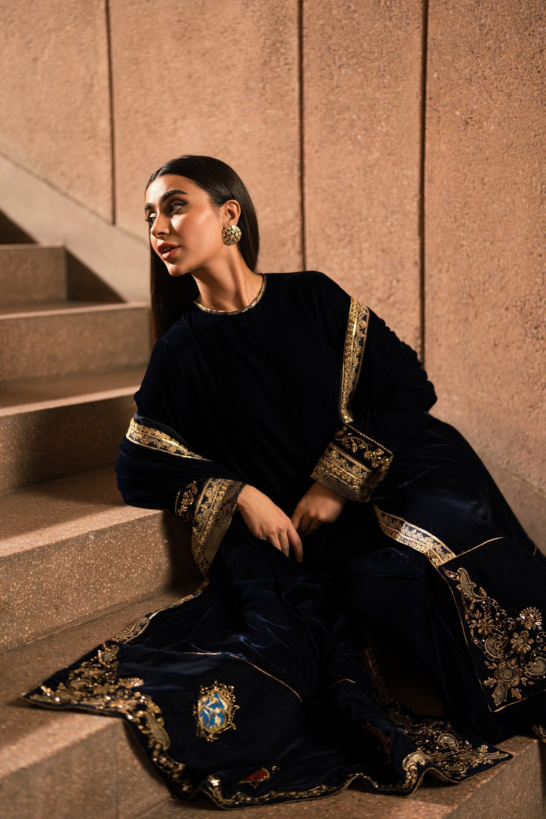 Ammara Khan | Rendezvous Velvet | Navy Magic Velvet Shawl Set (D-09) by Ammara Khan - Designer Dress - Type: Ladies Clothes - Available at Sana Yasir - 100% Original