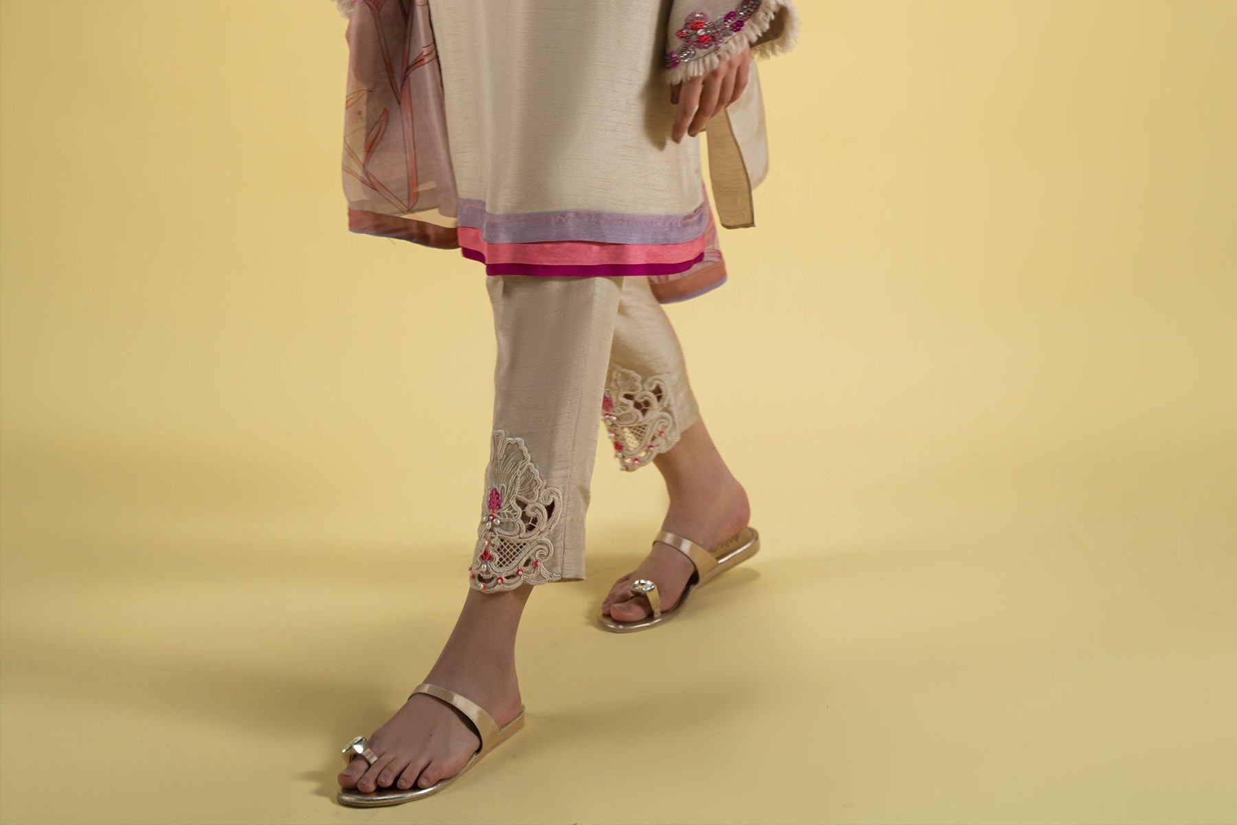 Ammara Khan | Sia 25 | D-03
