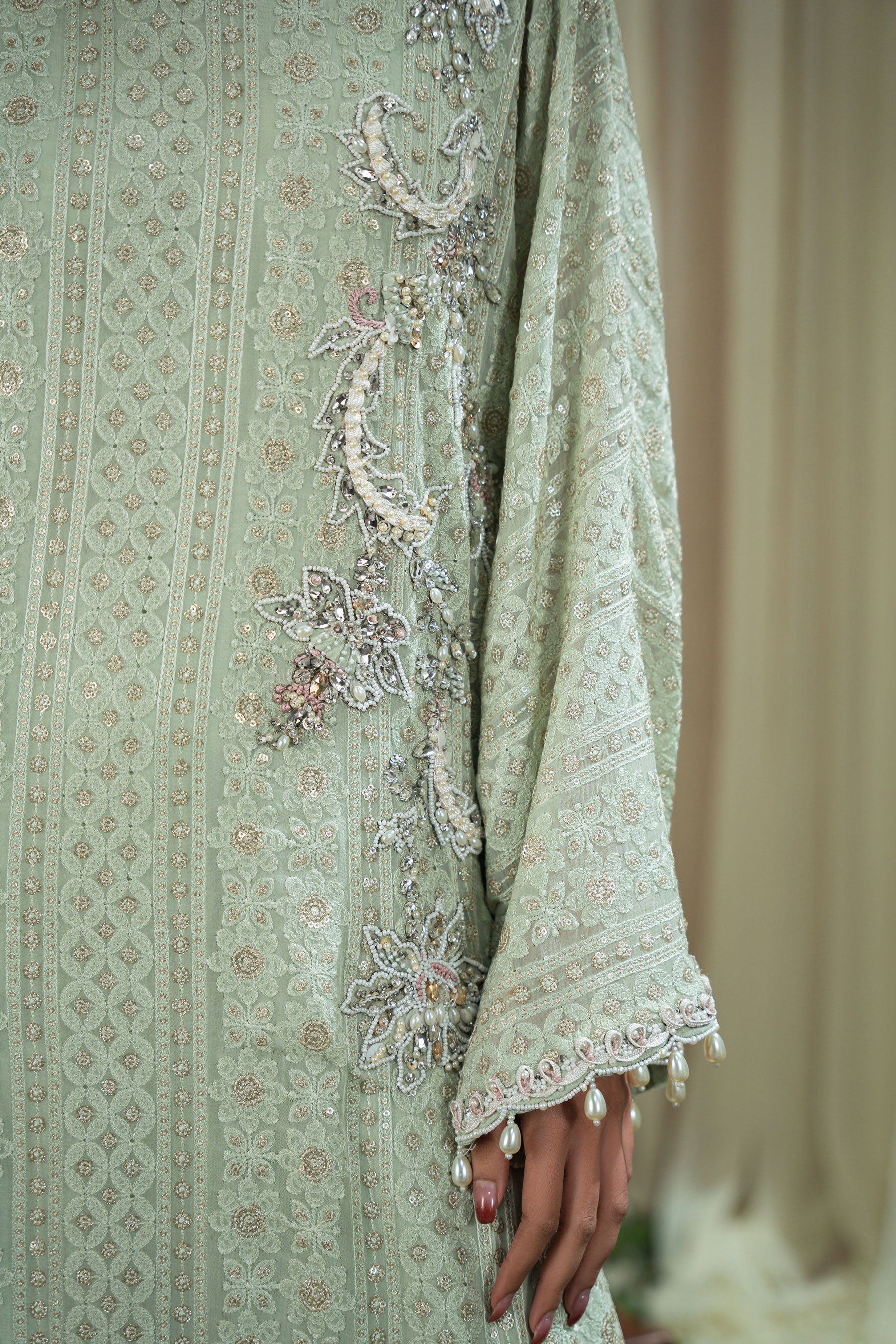 Ammara Khan | Sia 25 | D-08