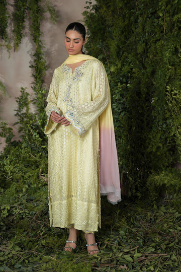 Ammara Khan | Sia 25 | D-09