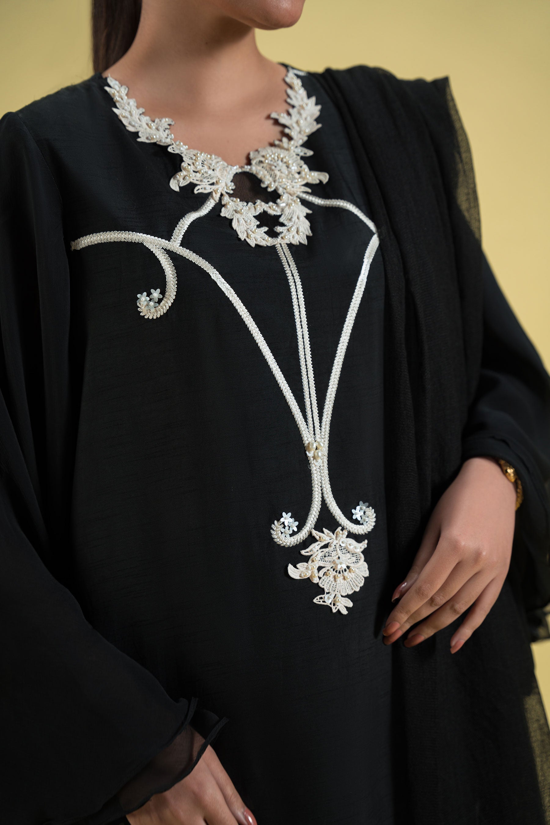 Ammara Khan | Sia 25 | D-11-B