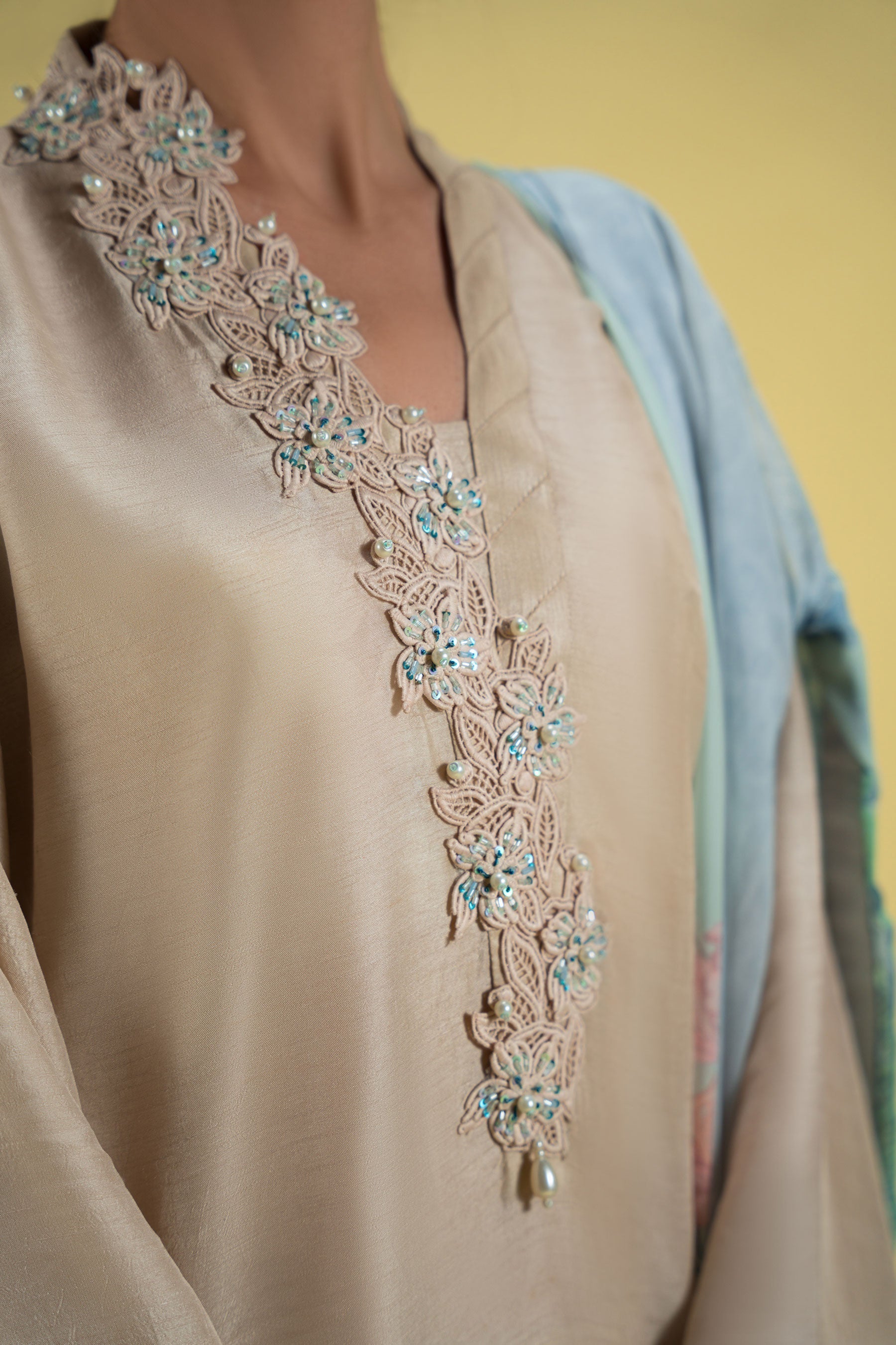 Ammara Khan | Sia 25 | D-12