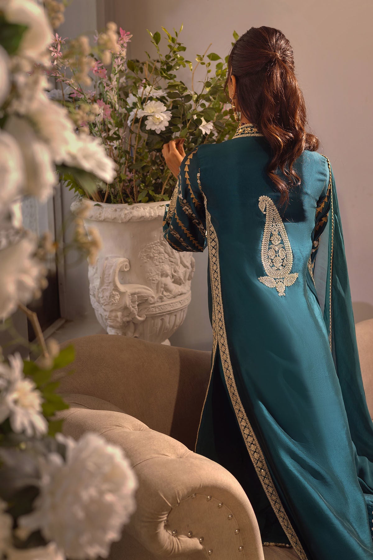 Annus Abrar | Designer Picks 24 | VISAAL EMERALD - SHIRT AND DUPATTA by Annus Abrar - Designer Dress - Type: Luxury - Available at Sana Yasir - 100% Original
