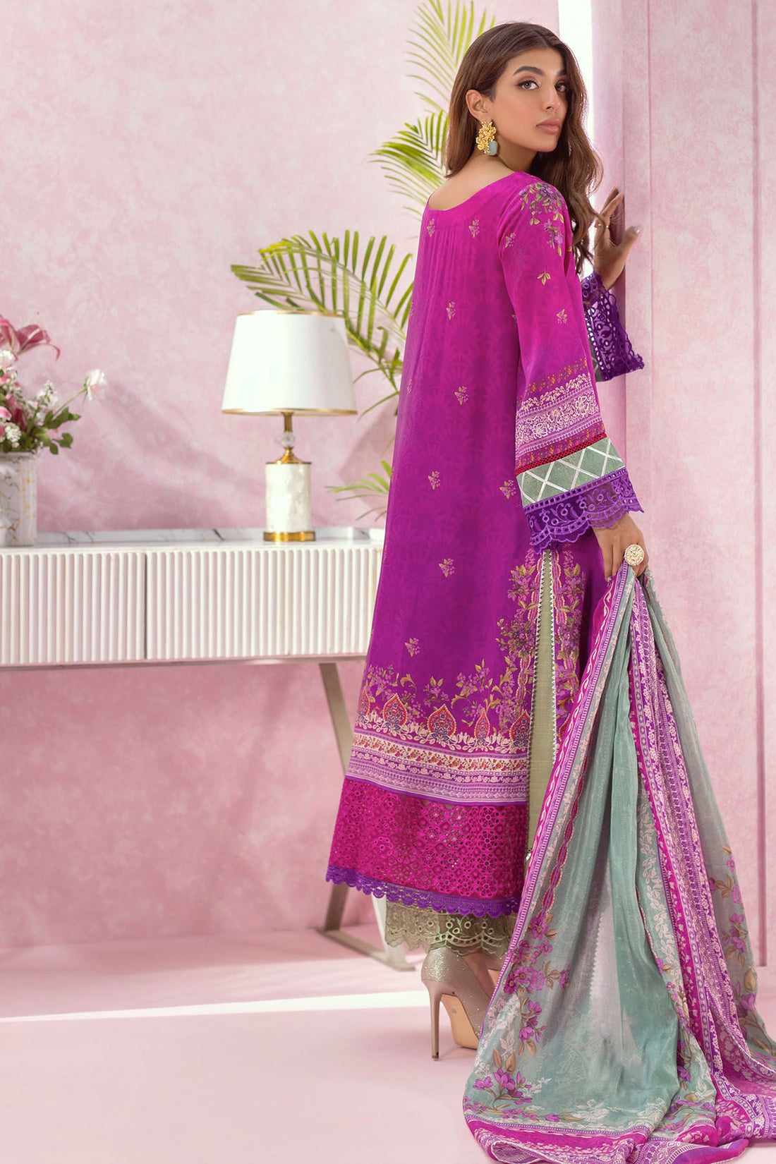 Annus Abrar | Luxe Silk Pret | ALIZE by Annus Abrar - Designer Dress - Type: Luxury - Available at Sana Yasir - 100% Original