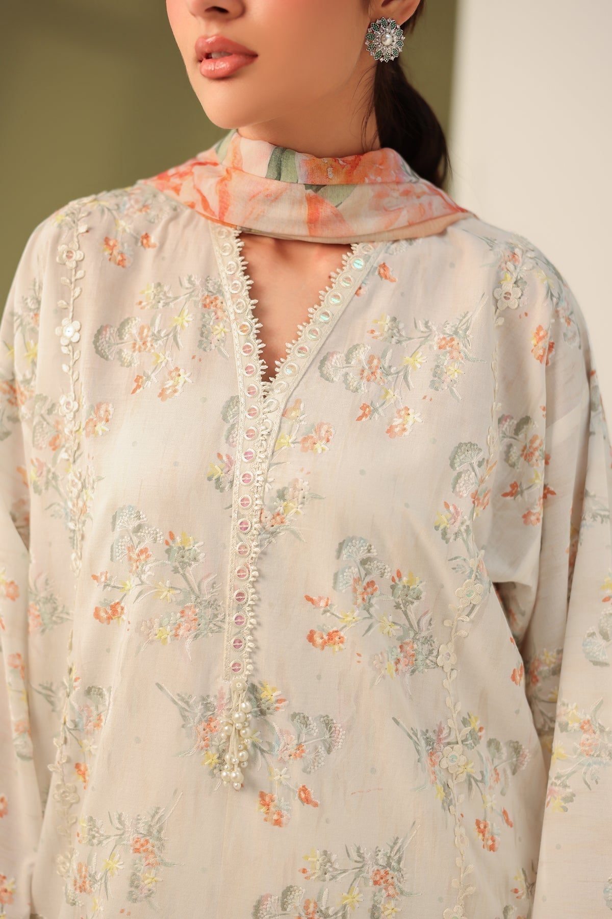 Baroque | Eid Printique | EMBROIDERED PRINTED LAWN UF-4181 by Baroque - Designer Dress - Type: Ladies Clothes - Available at Sana Yasir - 100% Original