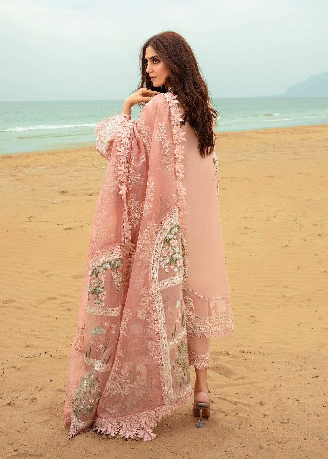 Crimson | Lawn 24 | Winds of Eden - Rose by Crimson - Designer Dress - Type: Luxury - Available at Sana Yasir - 100% Original