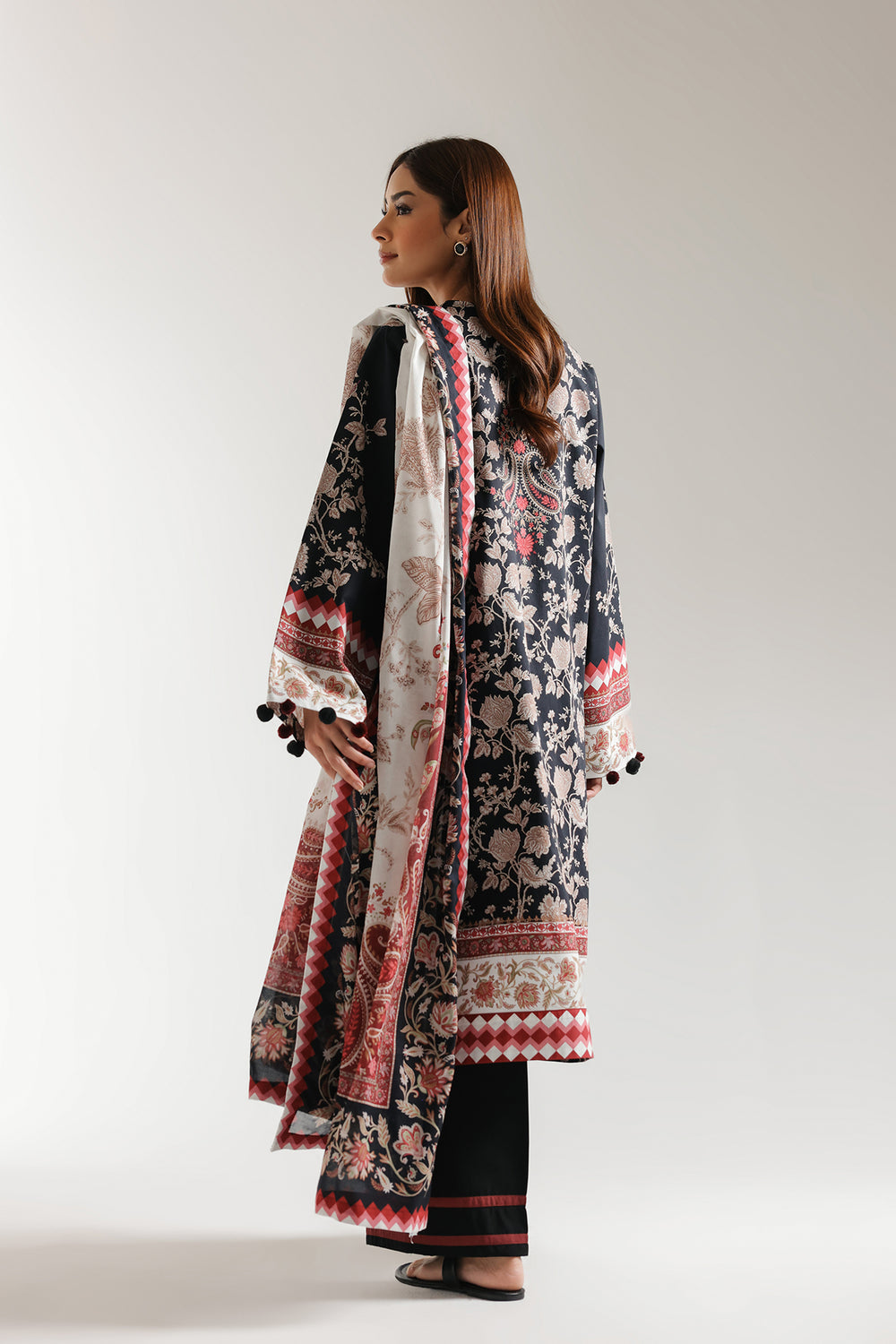 Ethnic | Spring Summer 25 | ES-12 by Ethnic - Designer Dress - Type: Ladies Clothes - Available at Sana Yasir - 100% Original