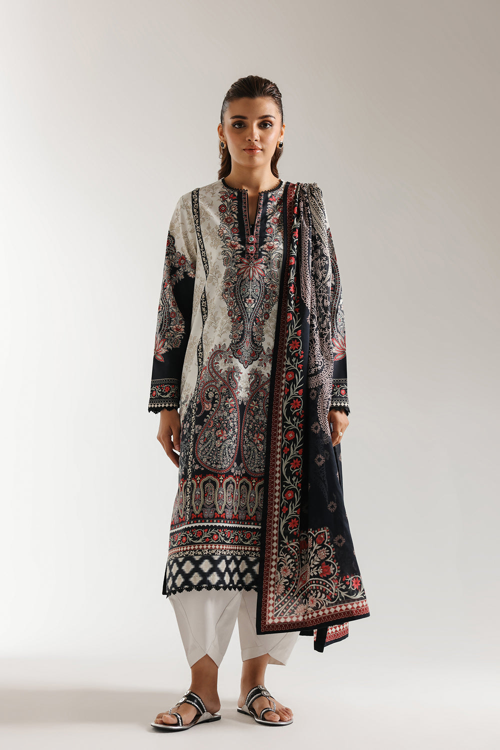 Ethnic | Spring Summer 25 | ES-08 by Ethnic - Designer Dress - Type: Ladies Clothes - Available at Sana Yasir - 100% Original