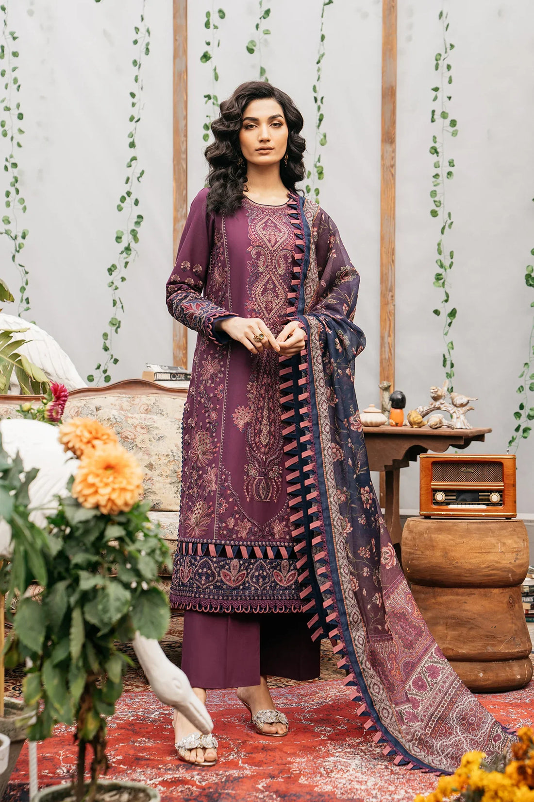 Ethnic | Rozana Collection SS 24 | E0406/203/520 by Ethnic - Designer Dress - Type: Luxury - Available at Sana Yasir - 100% Original