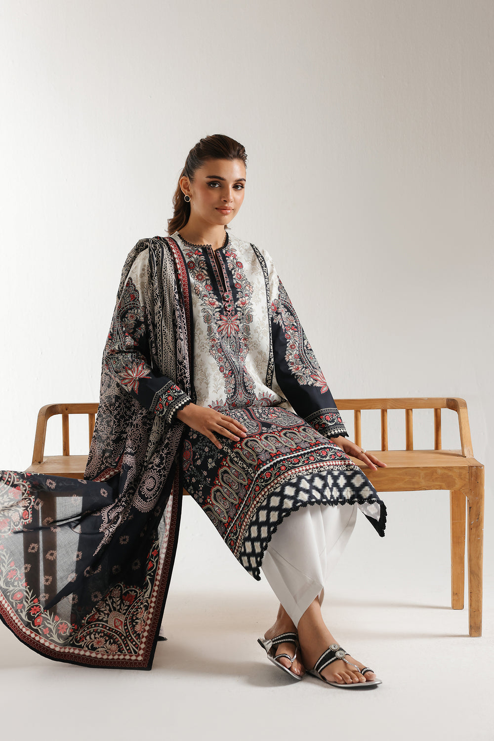 Ethnic | Spring Summer 25 | ES-08 by Ethnic - Designer Dress - Type: Ladies Clothes - Available at Sana Yasir - 100% Original