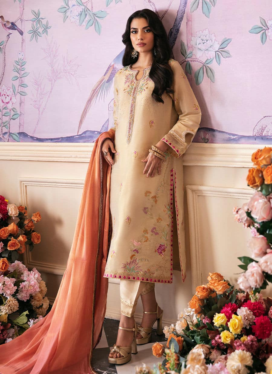 Farah Talib Aziz | Mayna Festive Luxe | NAROOD GOLD by Farah Talib Aziz - Designer Dress - Type: Bridal - Available at Sana Yasir - 100% Original