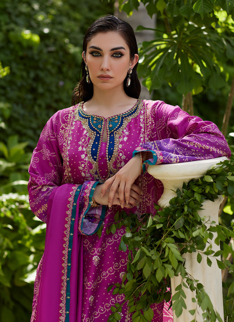 Farah Talib Aziz | Mayna Festive Prints 24 | Tazeen Magenta Ombre Shirt And Dupatta by Farah Talib Aziz - Designer Dress - Type: Ladies Clothes - Available at Sana Yasir - 100% Original